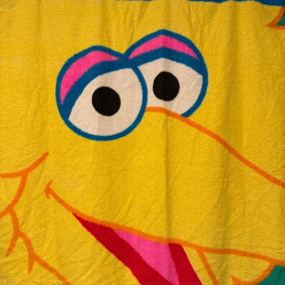 Vtg Big Bird throw blanket - Sesame Street character 80s 90s plush fleece 47x60